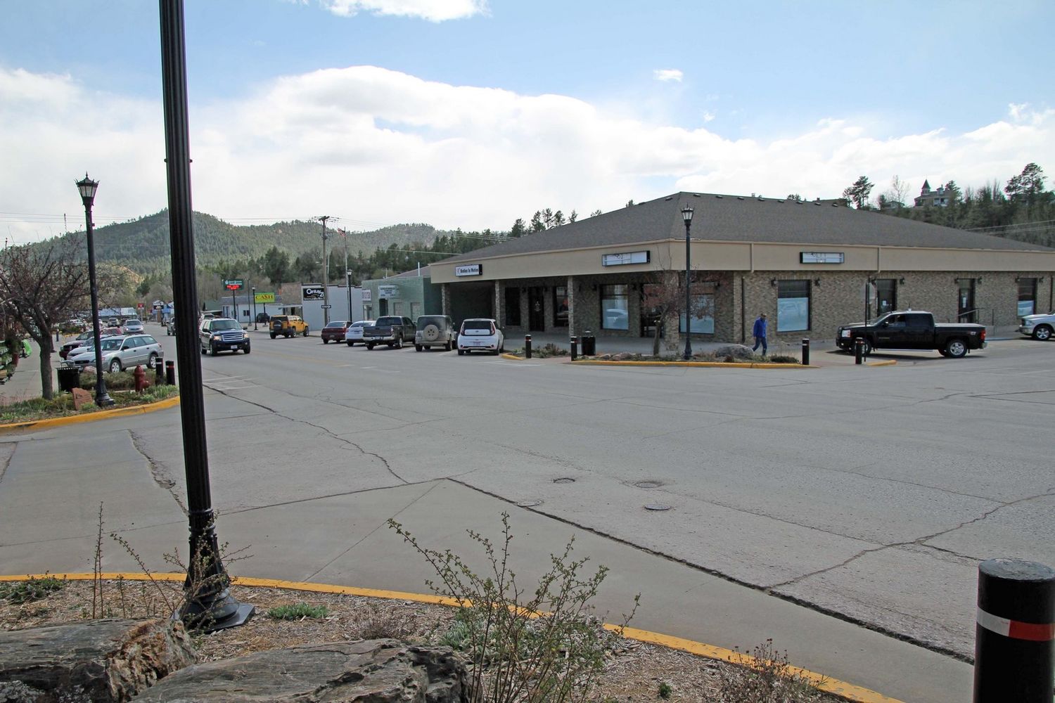 200 N Chicago St, Hot Springs, SD 57747